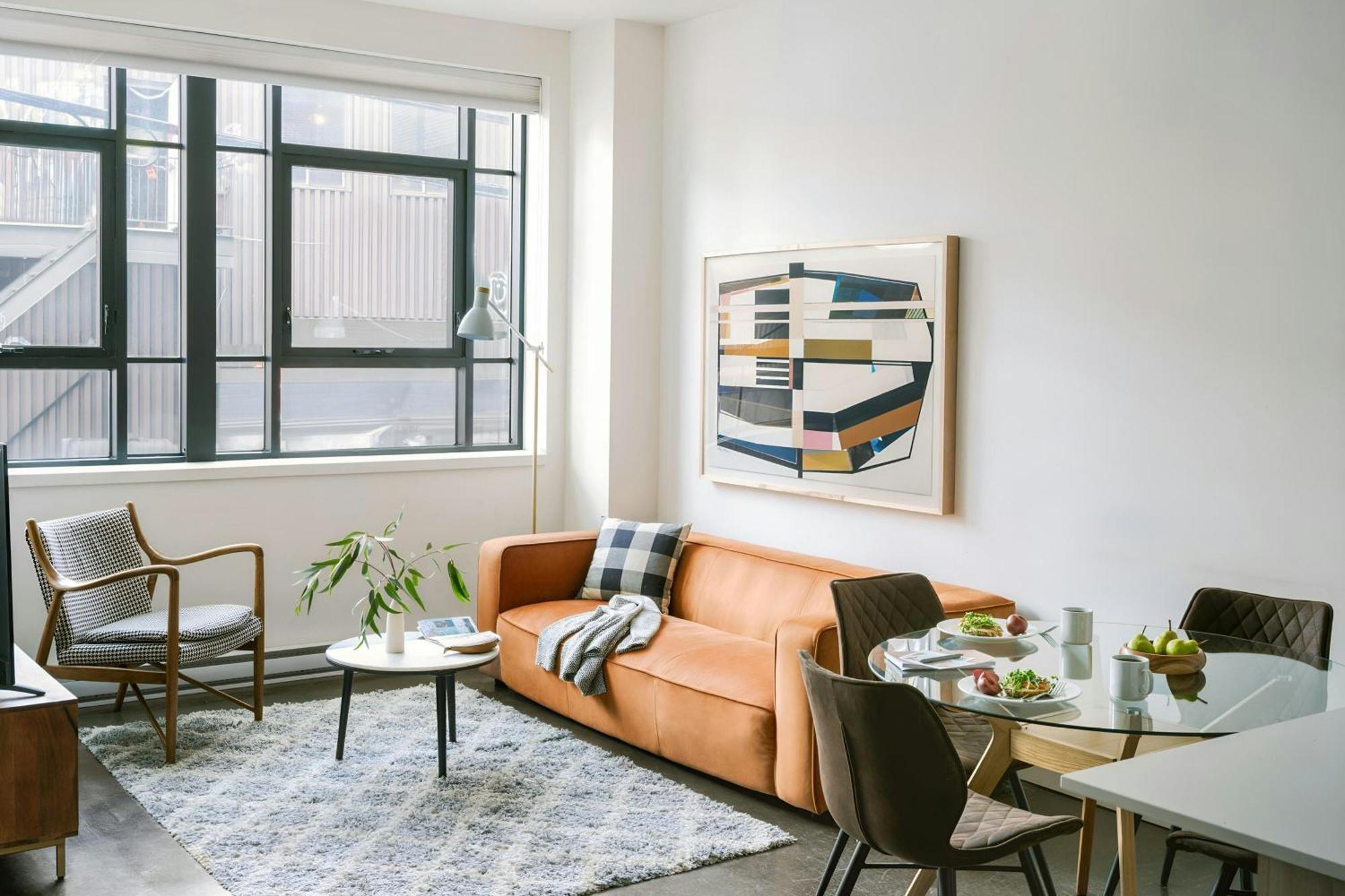 Three-Bedroom Apartment,1674784219:JPEG